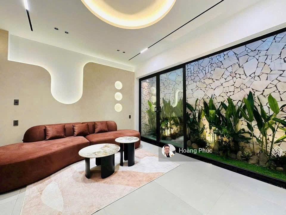 Khu vực kinh doanh, nguyễn hữu cầu ngay chợ tân định, giá 6tỷ200/74m2 3pn 4nvs, xem nhà trực tiếp
