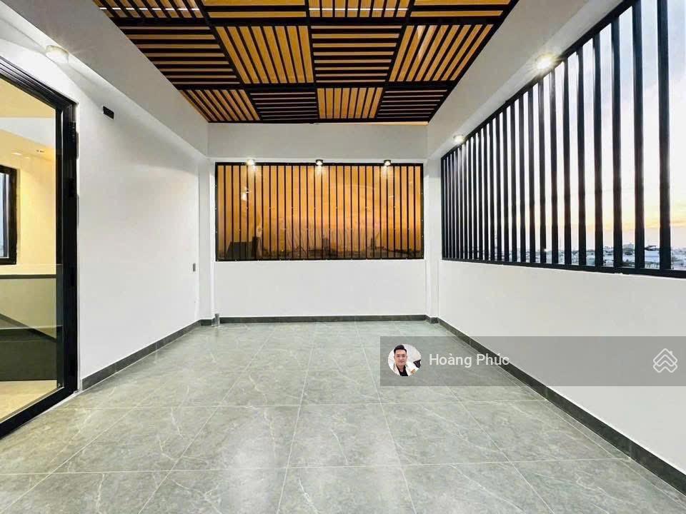 Khu vực kinh doanh, nguyễn hữu cầu ngay chợ tân định, giá 6tỷ200/74m2 3pn 4nvs, xem nhà trực tiếp