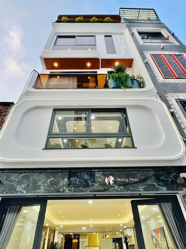 Dt 80m2 đúc 4 tấm,giá 3tỷ720, đường hồ xuân hương trung tâm quận 3, gần b. viện da liễu, ôtô vô nhà
