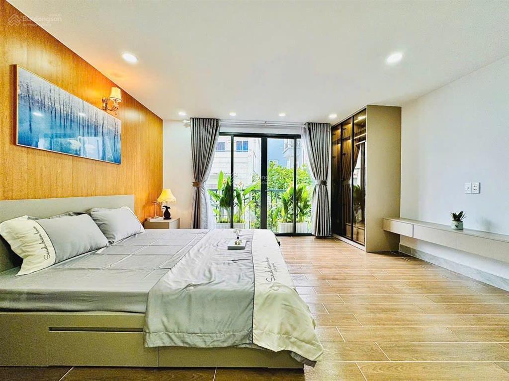 Đoàn văn bơ  quận 4, dt 74m2 (3pn  4nvs) giá 3tỷ320 xe hơi tới cửa, gần chợ xóm chiếu