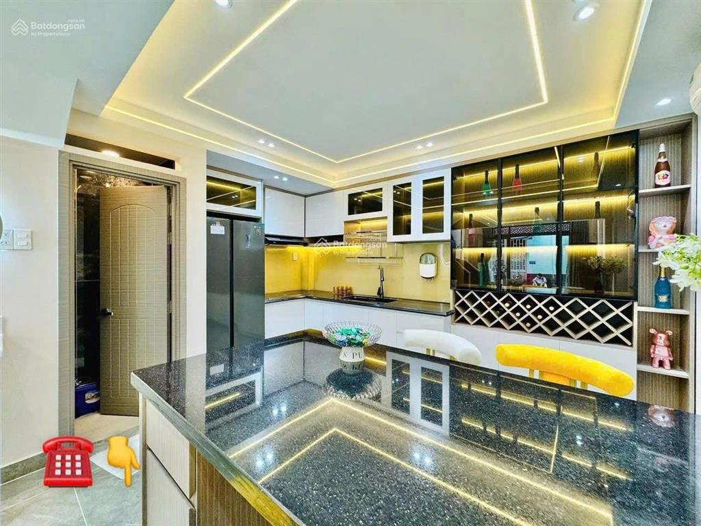 Vợ chồng cô sáu bán nhà đường lê thánh tôn  quận 1, giá 4tỷ2 dt 80m2, đoạn gần vincom đồng khởi