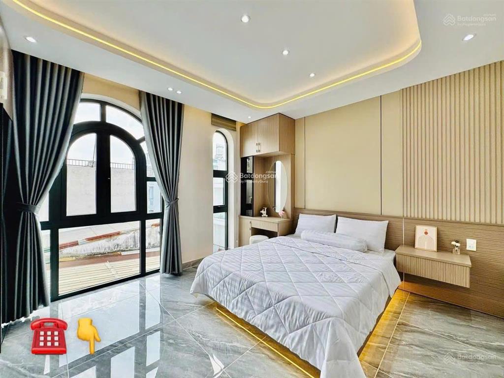 Vợ chồng cô sáu bán nhà đường lê thánh tôn  quận 1, giá 4tỷ2 dt 80m2, đoạn gần vincom đồng khởi