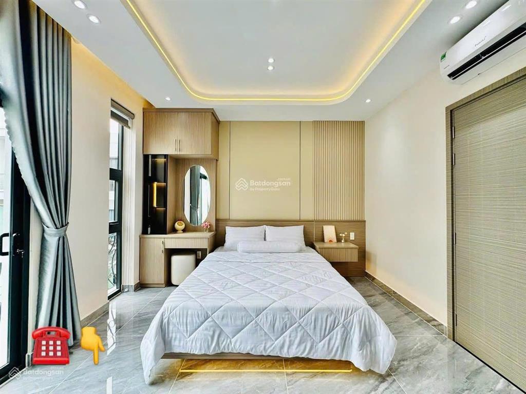 Vợ chồng cô sáu bán nhà đường lê thánh tôn  quận 1, giá 4tỷ2 dt 80m2, đoạn gần vincom đồng khởi