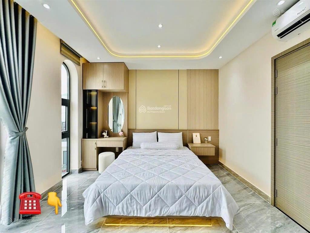 Vợ chồng cô sáu bán nhà đường lê thánh tôn  quận 1, giá 4tỷ2 dt 80m2, đoạn gần vincom đồng khởi