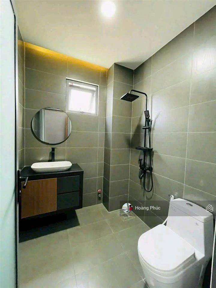 Lãnh binh thăng  quận 11, dt 75m2 thoả thuận, vài trăm mét ra lotte mart  đường 3/2