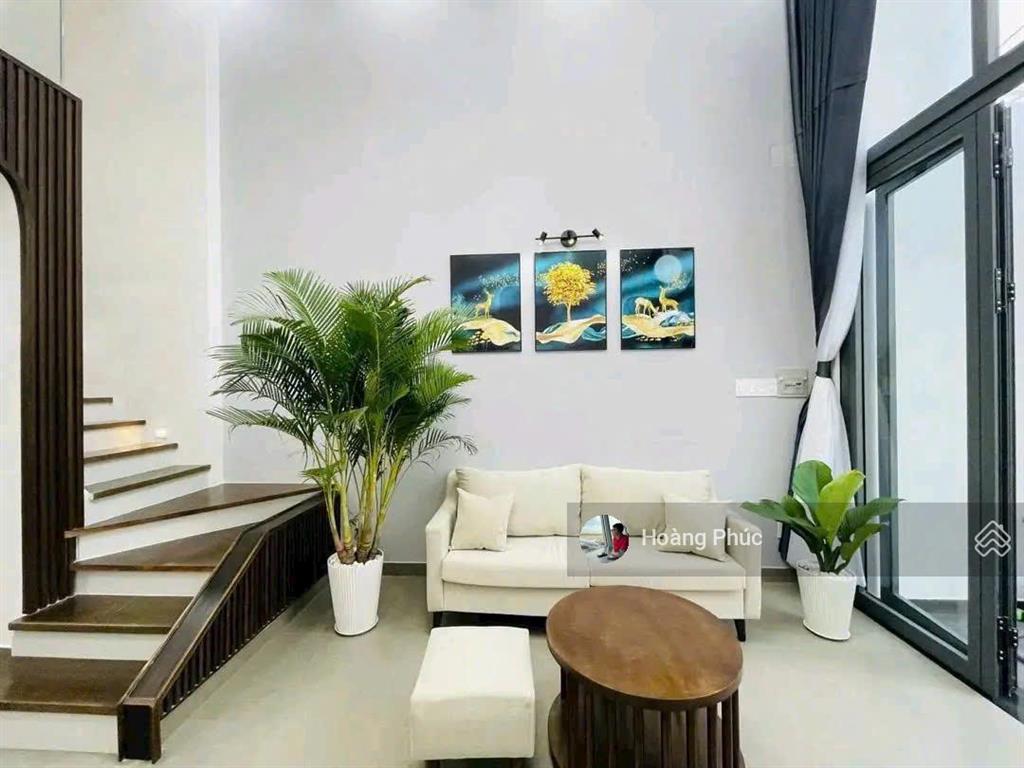 Lãnh binh thăng  quận 11, dt 75m2 thoả thuận, vài trăm mét ra lotte mart  đường 3/2
