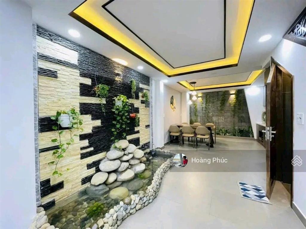Lãnh binh thăng  quận 11, dt 75m2 thoả thuận, vài trăm mét ra lotte mart  đường 3/2