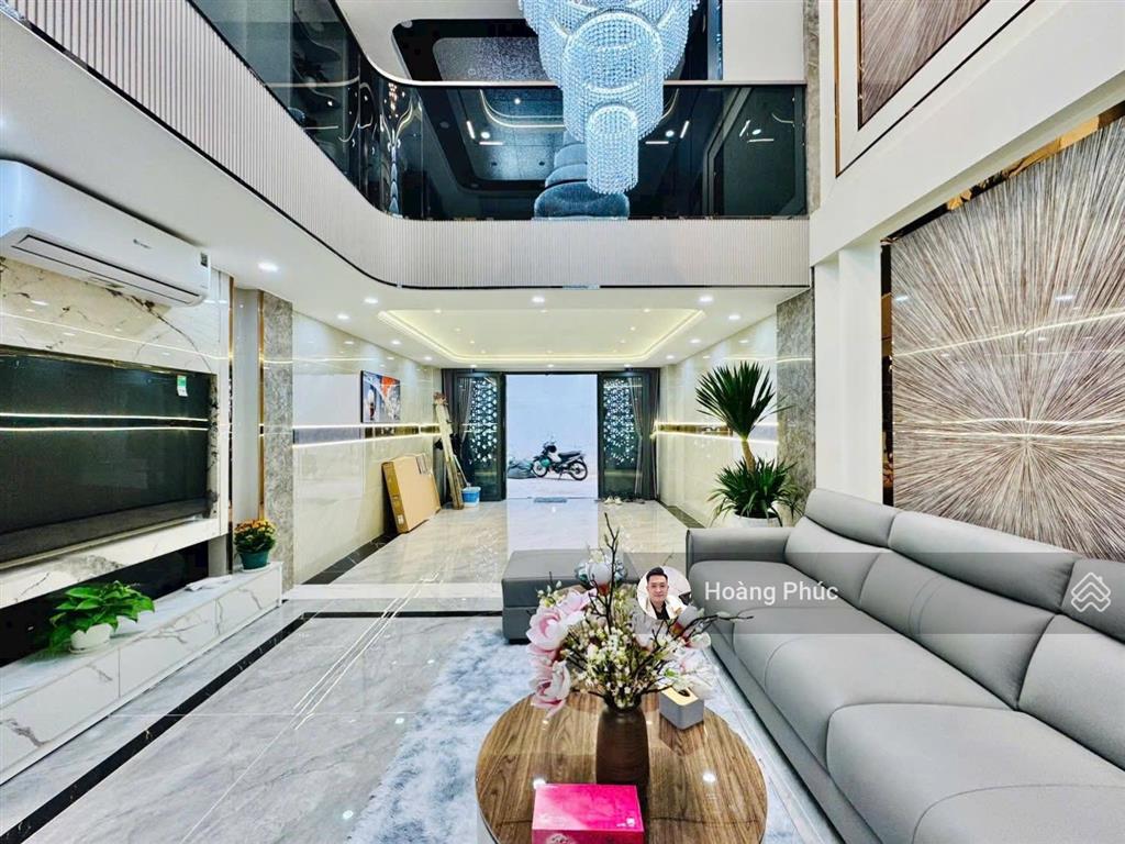 Giá 3tỷ350, dt 80m2 (3pn  4nvs) đúc 4 tấm, lê đại hành  quận 11, vài phút đến lottemart quận 11