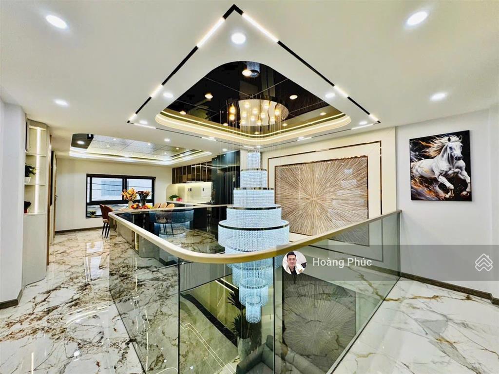 Giá 3tỷ350, dt 80m2 (3pn  4nvs) đúc 4 tấm, lê đại hành  quận 11, vài phút đến lottemart quận 11