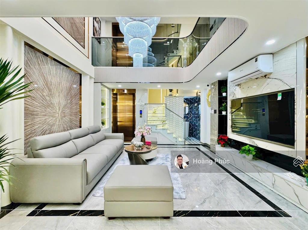 Giá 3tỷ350, dt 80m2 (3pn  4nvs) đúc 4 tấm, lê đại hành  quận 11, vài phút đến lottemart quận 11