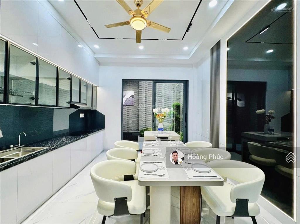 Bán gấp nhà đường nguyễn hữu cảnh  bình thạnh, 4tỷ100/83m2 chính chủ, vài phút là tới landmark 81
