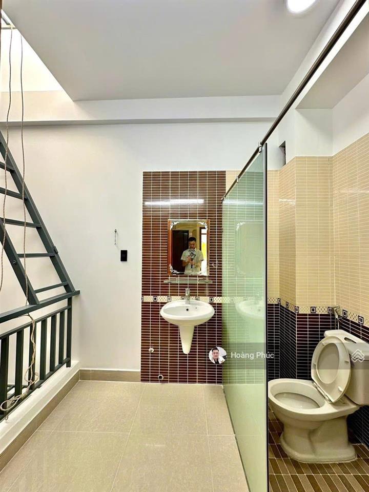 Bán nhà đường xe hơi đỗ xuân hợp  quận 9, gần chợ phước long b, 74m2 (3pn  4nvs) giá 2tỷ850 (tl)