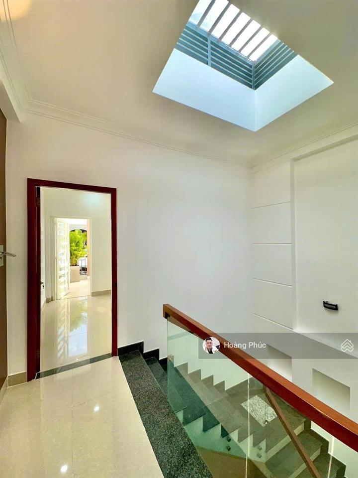 Bán nhà đường xe hơi đỗ xuân hợp  quận 9, gần chợ phước long b, 74m2 (3pn  4nvs) giá 2tỷ850 (tl)