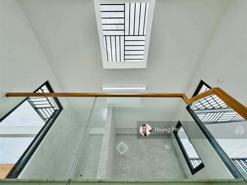 Cô sáu bán nhà đường số 147  quận 9 dt 70m2, kết nối ra nguyễn thị điệu, giá 1tỷ850 full nội thất