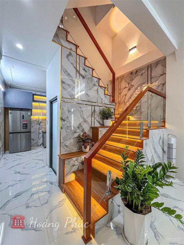 Chủ ngộp cần ra gấp căn nhà hồ bá phấn  q9, giá 2tỷ320/65m2 sổ riêng, chính chủ, sang tên ngay