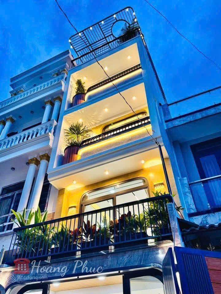 Trương văn hảiquận 9 kết nối ra nguyễn văn việtvincom plaza, giá 2tỷ760, dt 79m2, sổ riêng, 9 chủ