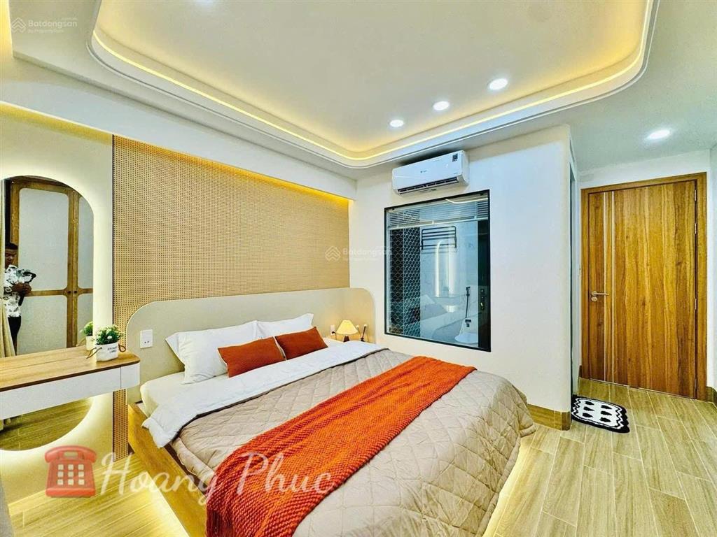 Trương văn hảiquận 9 kết nối ra nguyễn văn việtvincom plaza, giá 2tỷ760, dt 79m2, sổ riêng, 9 chủ