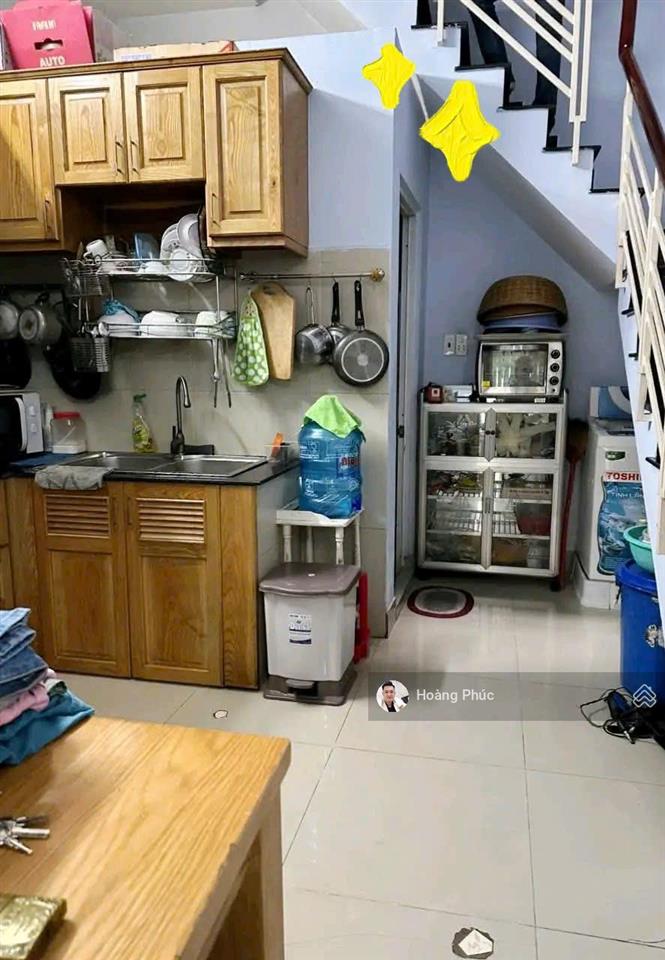 Bán nhà riêng sẳn sổ hồng 66m2 đang cho thuê 14tr, đường lã xuân oai  q9, giá 1tỷ580 còn giảm