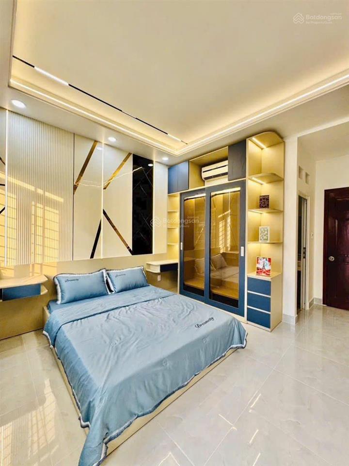 Bán nhà 4 tấm dt 80m2, giá 3tỷ150 chính chủ, ôtô vào nhà, đường hậu giang  quận6, sát chợ bình tây