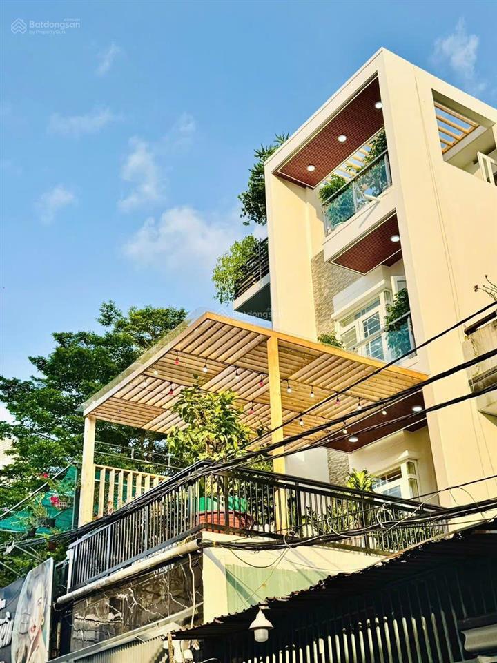 Bán nhà 4 tấm dt 80m2, giá 3tỷ150 chính chủ, ôtô vào nhà, đường hậu giang  quận6, sát chợ bình tây