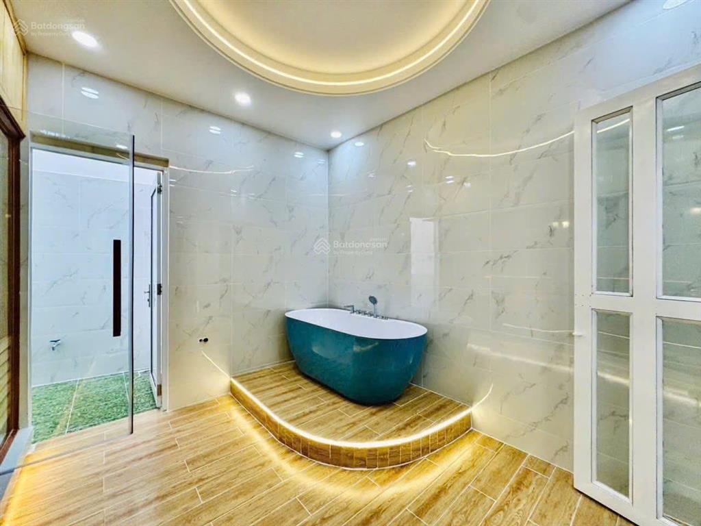 Bán nhà 4 tấm dt 80m2, giá 3tỷ150 chính chủ, ôtô vào nhà, đường hậu giang  quận6, sát chợ bình tây
