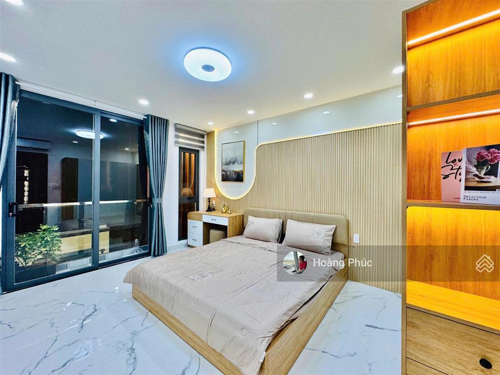 Hạ giá bán nhanh nhà dt 80m2 đường ôtô khổng tử  quận 9, đang kinh doanh 18 triệu/tháng