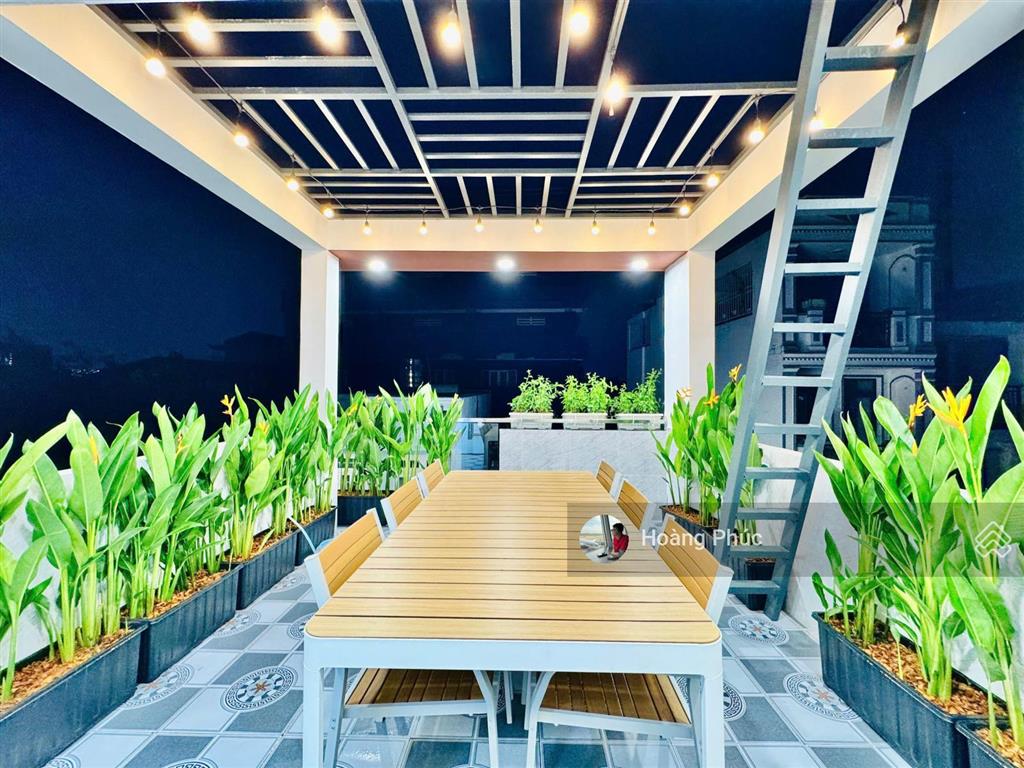 Hạ giá bán nhanh nhà dt 80m2 đường ôtô khổng tử  quận 9, đang kinh doanh 18 triệu/tháng