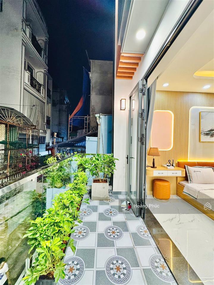 Hạ giá bán nhanh nhà dt 80m2 đường ôtô khổng tử  quận 9, đang kinh doanh 18 triệu/tháng