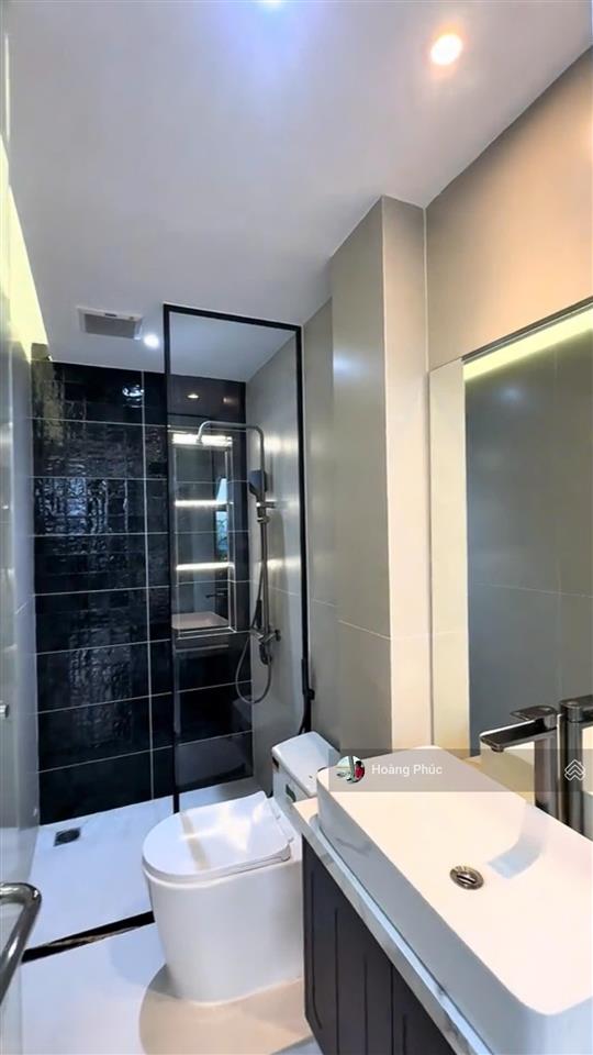 Một căn duy nhất đường 6m nguyễn minh khai quậnq3,gần bv từ dũ, thông võ văn tần, giá 4tỷ350/72m2