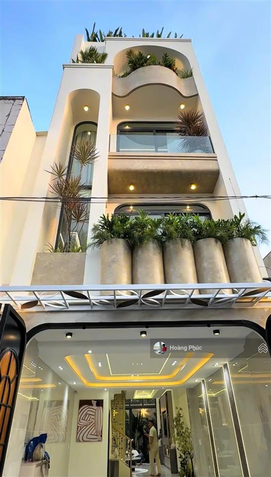 Một căn duy nhất đường 6m nguyễn minh khai quậnq3,gần bv từ dũ, thông võ văn tần, giá 4tỷ350/72m2