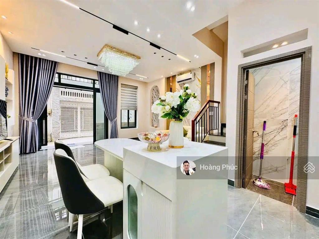 Chính chủ bán nhà sổ hồng riêng 65m2, giá 3tỷ050 đường trần não  quận 2, gần công viên cầu sài gòn