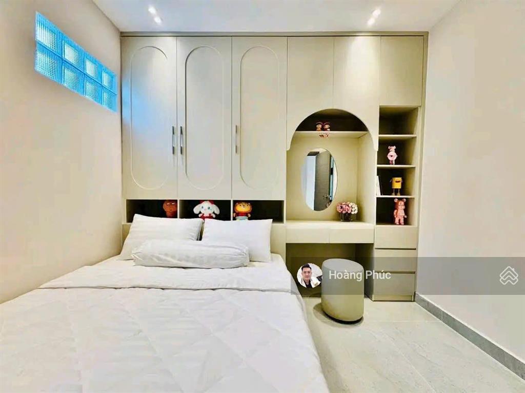 Chính chủ bán nhà sổ hồng riêng 65m2, giá 3tỷ050 đường trần não  quận 2, gần công viên cầu sài gòn
