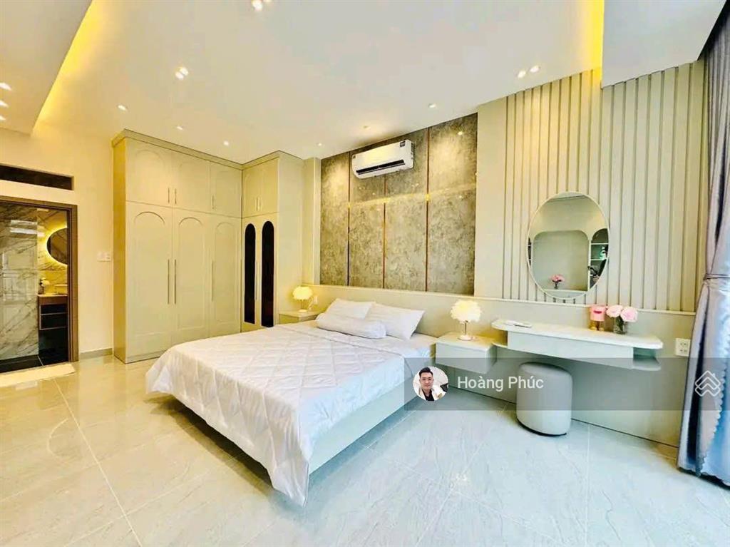 Chính chủ bán nhà sổ hồng riêng 65m2, giá 3tỷ050 đường trần não  quận 2, gần công viên cầu sài gòn