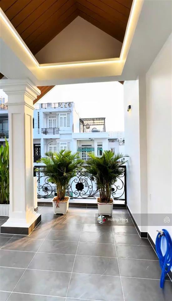 Lên sóng siêu phẩm quận bình thạnh, đường nguyễn hữu cảnh hẽm 1/ 6m,gần lanmark 81, giá 4tỷ250 chốt