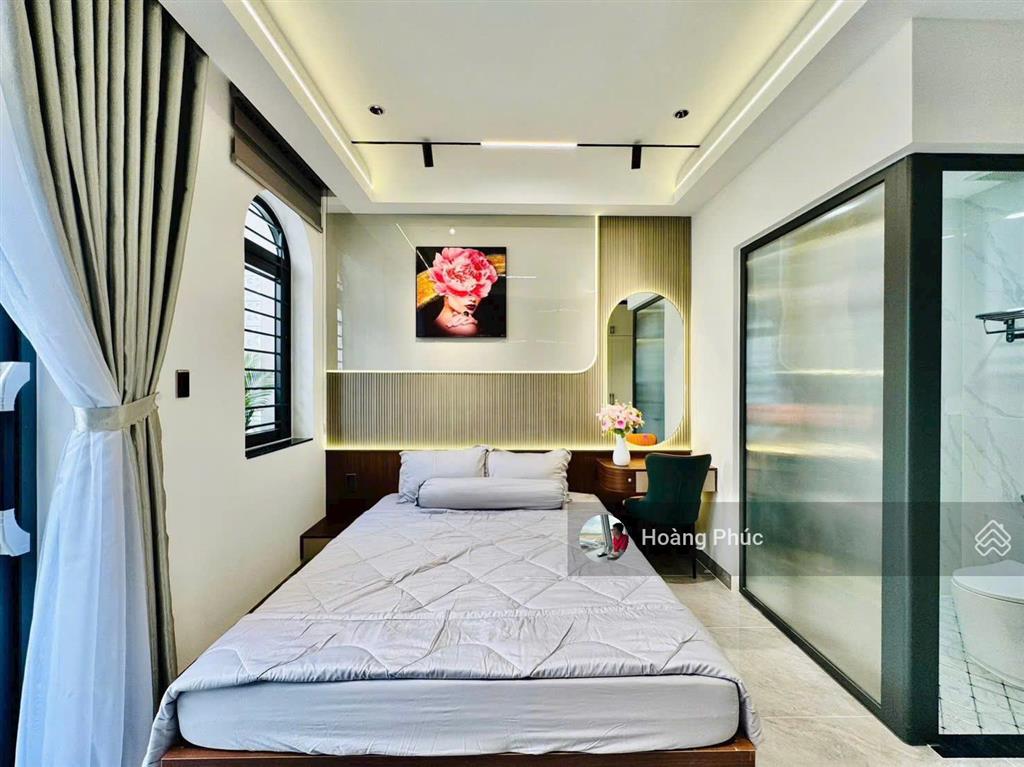 Chuyển nơi ở chủ cần bán căn nhà đường lê văn duyệt  bình thạnh, 76,8m2, có thang máy 450kg