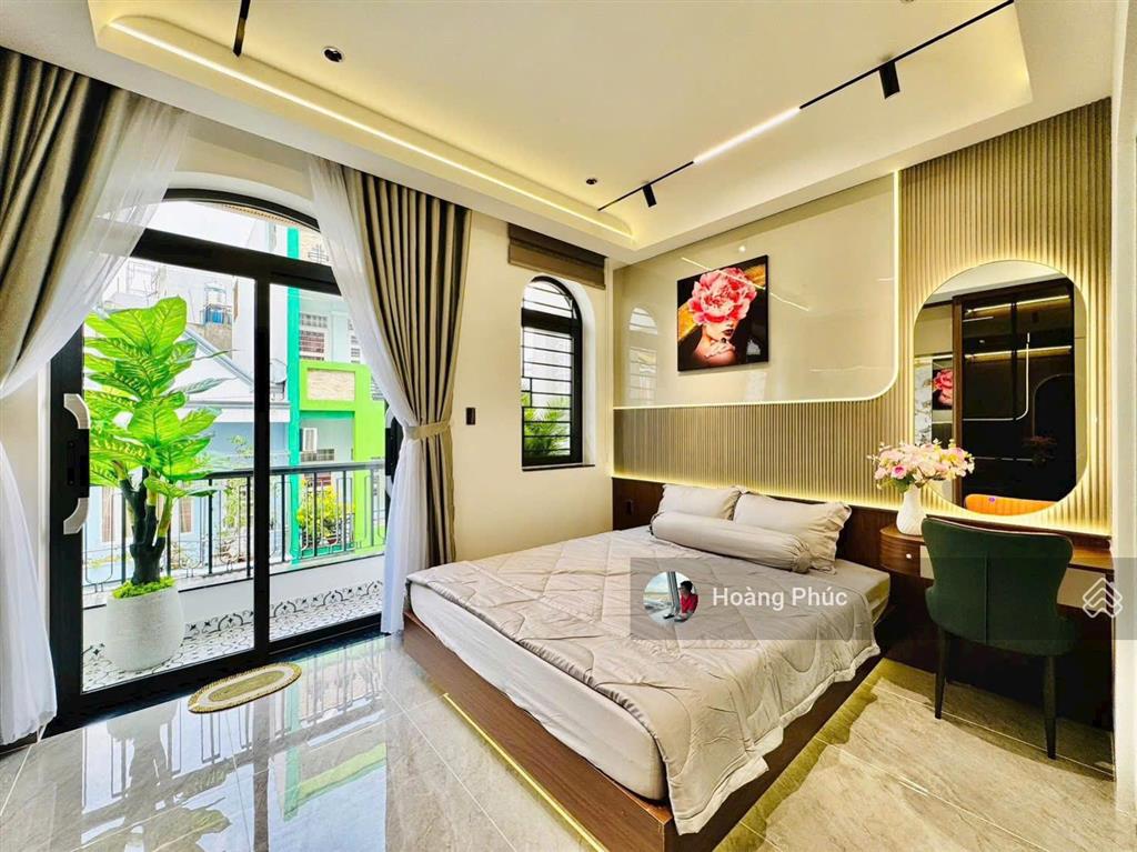 Chuyển nơi ở chủ cần bán căn nhà đường lê văn duyệt  bình thạnh, 76,8m2, có thang máy 450kg