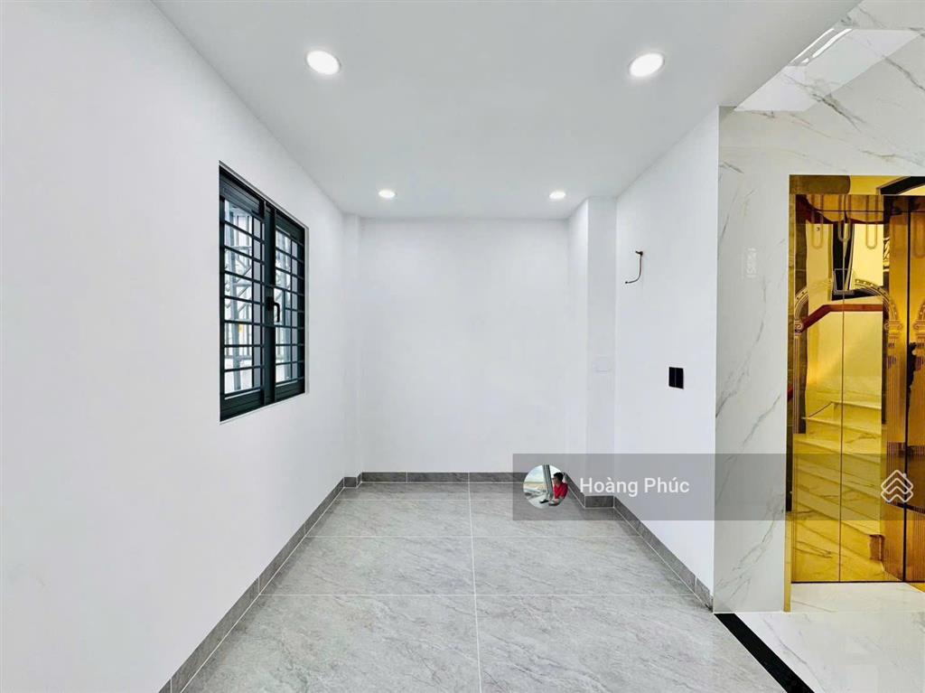 Chuyển nơi ở chủ cần bán căn nhà đường lê văn duyệt  bình thạnh, 76,8m2, có thang máy 450kg