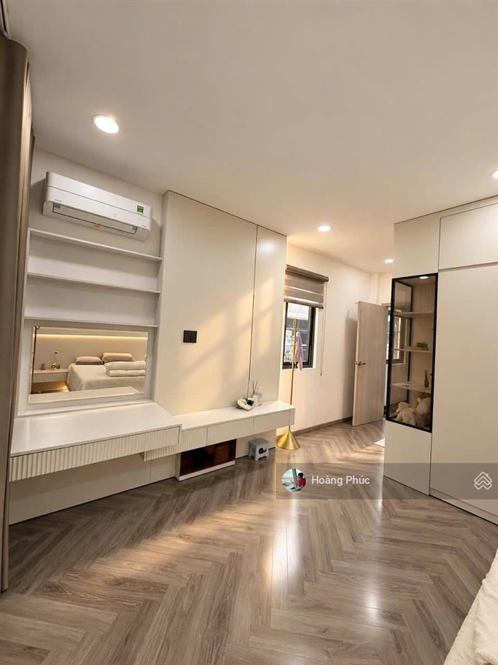Nguyễn đình chiểu  phường 4  quận 3  thiết kế như 1 căn biệt thự mini , 4 tỷ 050 ( tâm sự )