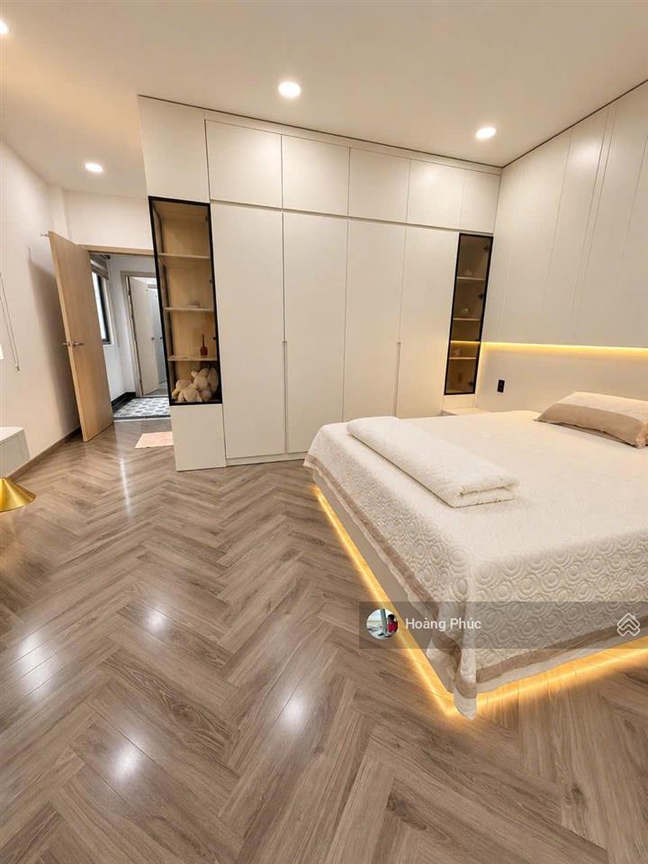 Nguyễn đình chiểu  phường 4  quận 3  thiết kế như 1 căn biệt thự mini , 4 tỷ 050 ( tâm sự )