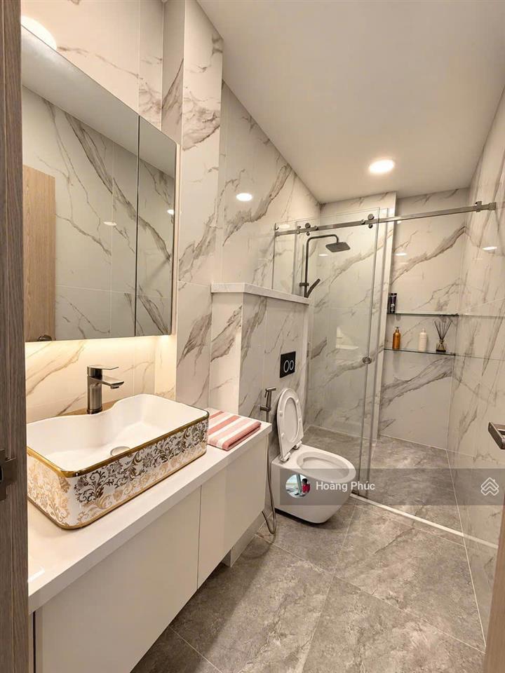 Nguyễn đình chiểu  phường 4  quận 3  thiết kế như 1 căn biệt thự mini , 4 tỷ 050 ( tâm sự )