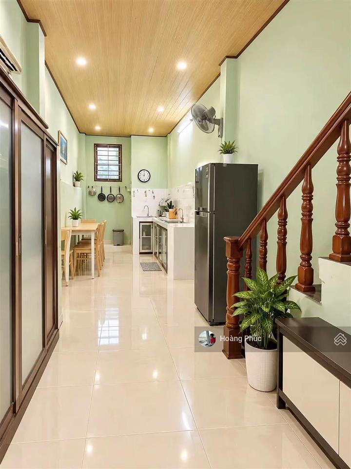 Trường sa  quận 3, gần cầu lê văn sỹ 48m2  2 tầng 2 pn, hẻm xe hơi 100m ra mt trường sa 2tỷ750 tl