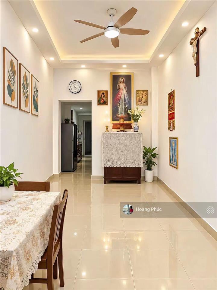 Trường sa  quận 3, gần cầu lê văn sỹ 48m2  2 tầng 2 pn, hẻm xe hơi 100m ra mt trường sa 2tỷ750 tl
