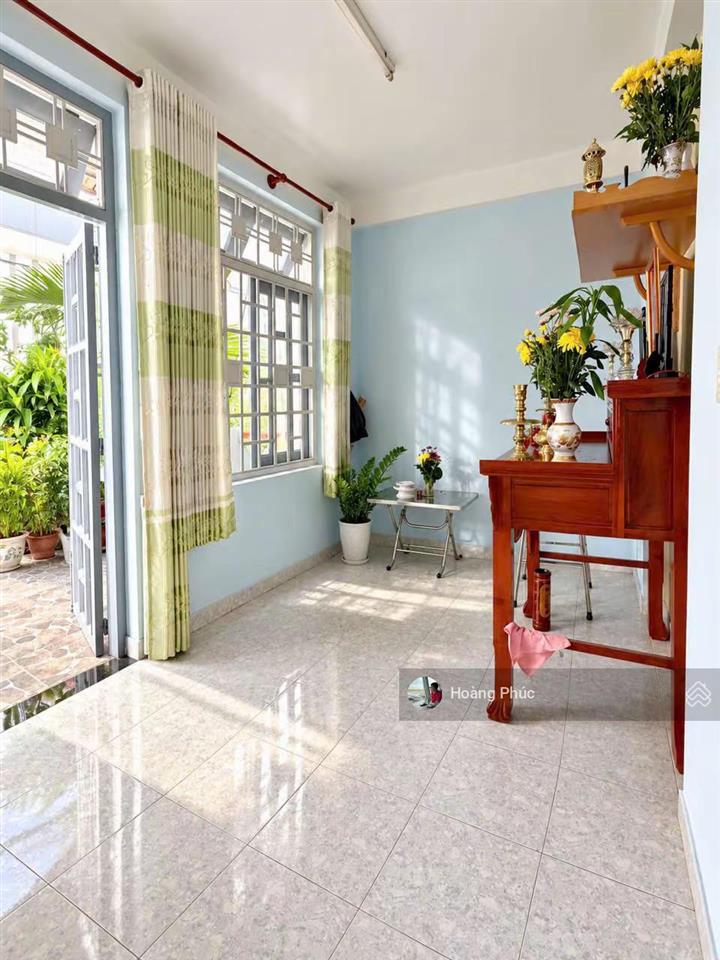 3 tỷ 250/58m2 3pn  3nvs  lạc long quân p10 tân bình hẻm xe hơi thông cách mt 1 căn 3 tầng btct,