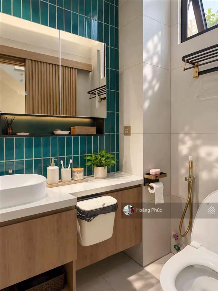 3 tỷ 370 nhà đẹp 4 tầng  thích quảng đức  sẵn nội thất  đường trước nhà 4m  55m2  5 pn