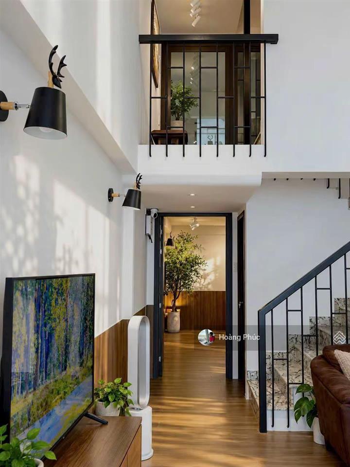 3 tỷ 850 thoại ngọc hầu  tân phú 48m2 thích hợp cho cô chú thích mãn xanh, hẻm đẹp 5pn  4nvs
