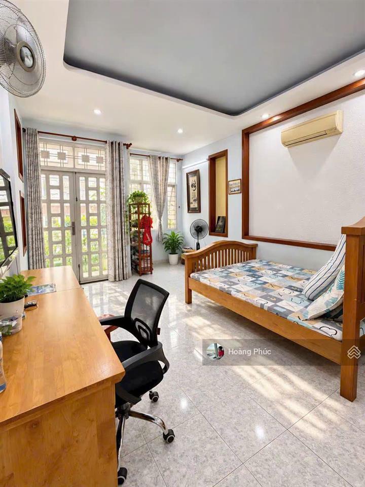 Chủ chào 6tỷ820 lạc long quân p10  tân bình 58m2  hẻm xe hơi thông cách mt 1 căn 3 tầng btct