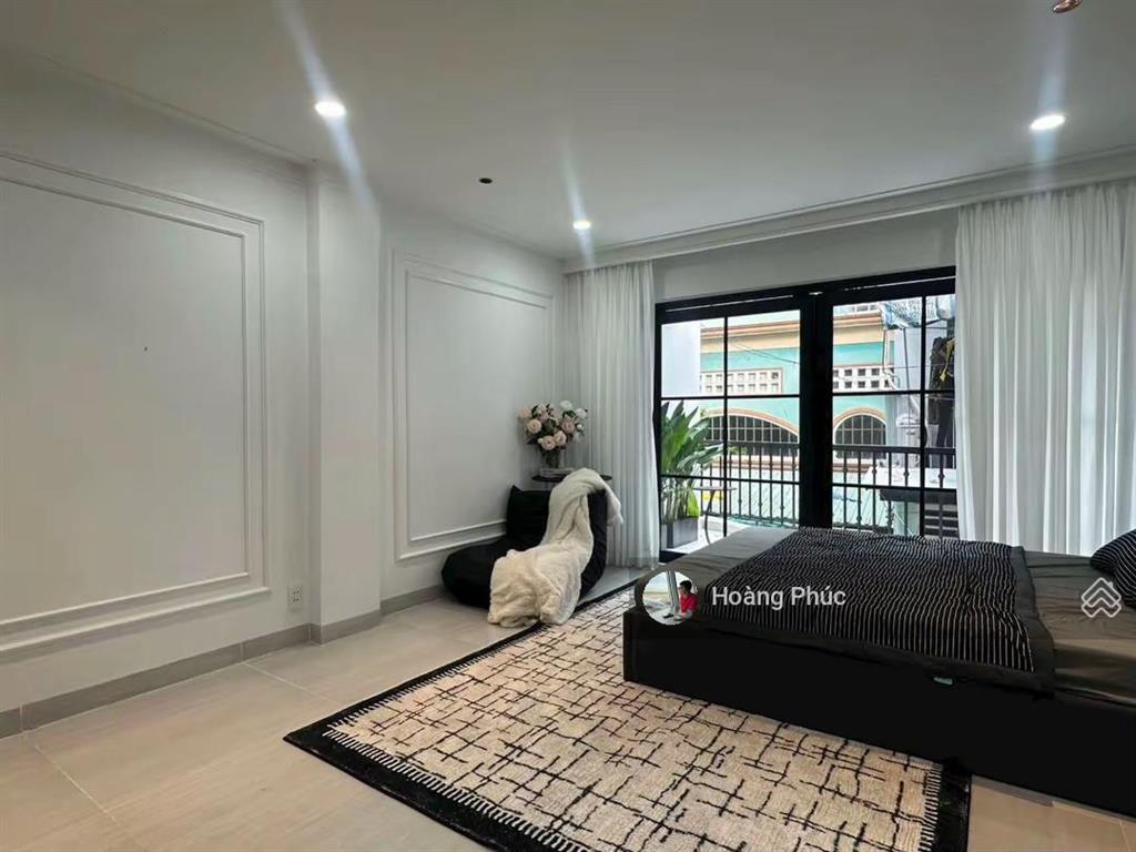 Nguyễn thị minh khai  quận 3, 2 tầng 2pn lớn cn 40m2 full nội thất 3t050/thu nhập 15 triệu/tháng