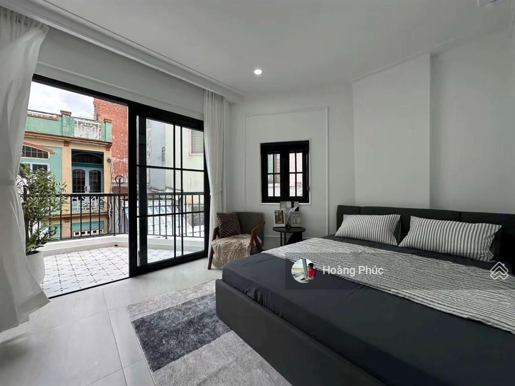 Nguyễn thị minh khai  quận 3, 2 tầng 2pn lớn cn 40m2 full nội thất 3t050/thu nhập 15 triệu/tháng