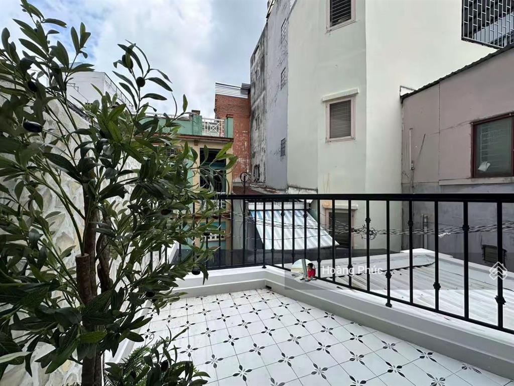Nguyễn thị minh khai  quận 3, 2 tầng 2pn lớn cn 40m2 full nội thất 3t050/thu nhập 15 triệu/tháng