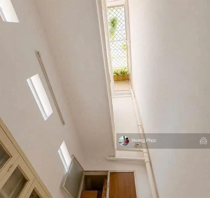 Vân côi  tân bình kế cư xá bắc hải, 154m2 đường thông xe hơi, chủ chào 8 tỷ 6 còn thương lượng